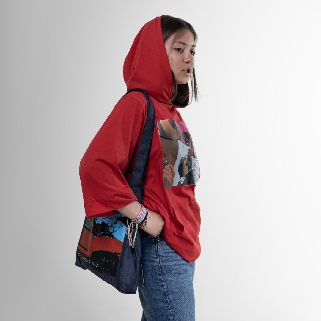 Neon Art | Hoodie | KEEP YOUR FRIENDS CLOSE, BUT YOUR ENEMIES CLOSER - Image 2